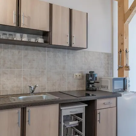 Hajnalka Apartman *