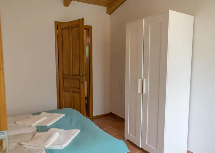 Hajnalka Apartament *