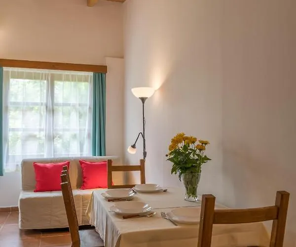 Hajnalka Apartament *