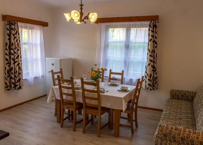 Hajnalka Apartament Badacsonytomaj